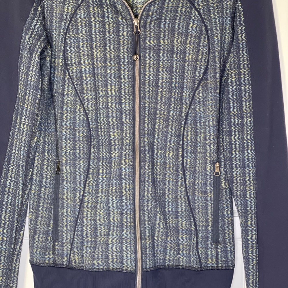 Lululemon Define Jacket - Picture 2 of 3